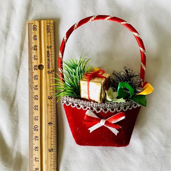 Small Decorative Basket , Christmas decor - Picture 3 of 4